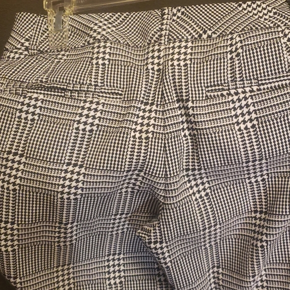 Pants - Picture 3 of 4